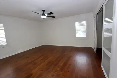 4839 Mcdermed Drive Houston TX 77035