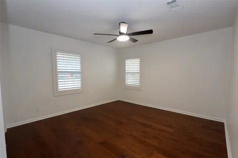 4839 Mcdermed Drive Houston TX 77035