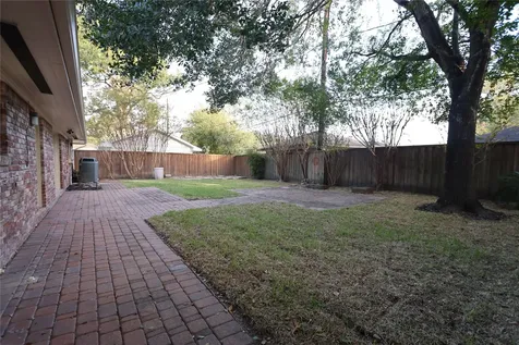 4839 Mcdermed Drive Houston TX 77035