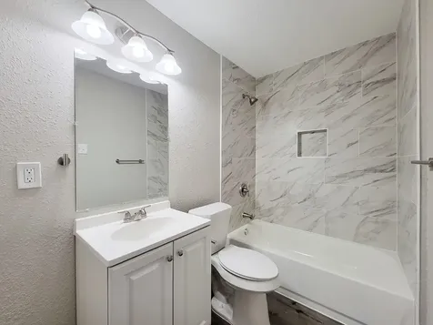 5606 Willow Glen Drive Houston TX 77033