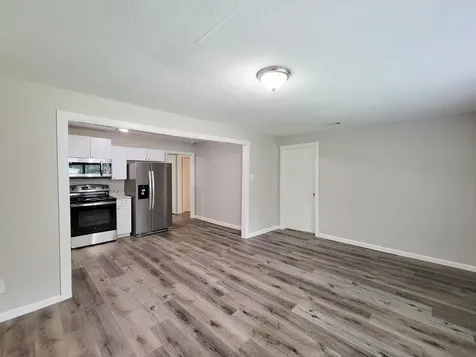 5606 Willow Glen Drive Houston TX 77033