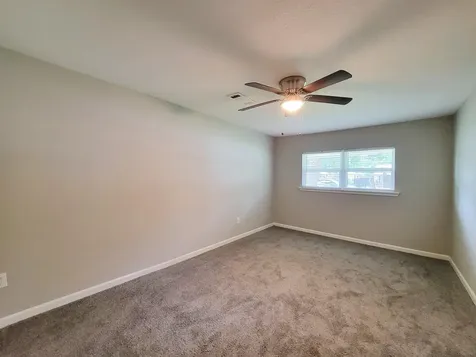 5606 Willow Glen Drive Houston TX 77033