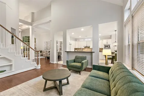 35 Larks Aire Place The Woodlands TX 77381