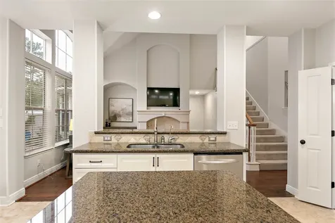 35 Larks Aire Place The Woodlands TX 77381