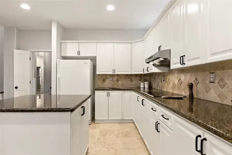 35 Larks Aire Place The Woodlands TX 77381