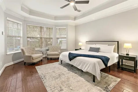 35 Larks Aire Place The Woodlands TX 77381