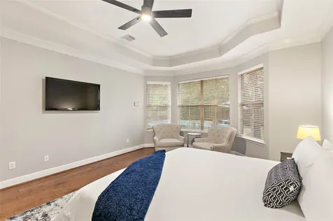 35 Larks Aire Place The Woodlands TX 77381