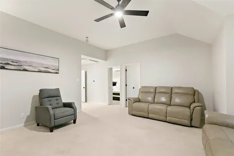 35 Larks Aire Place The Woodlands TX 77381