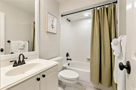 35 Larks Aire Place The Woodlands TX 77381