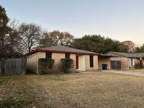 1007 Stoneleigh Court Tomball TX 77375