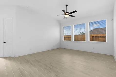 12115 Wild Bend Drive Mont Belvieu TX 77523