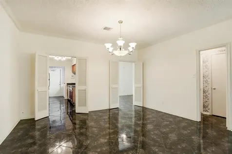 800 Country Place Drive 303 Houston TX 77079