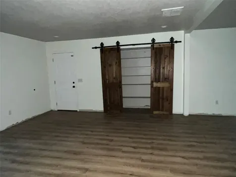 109 Buffalo Trail Lake Jackson TX 77566