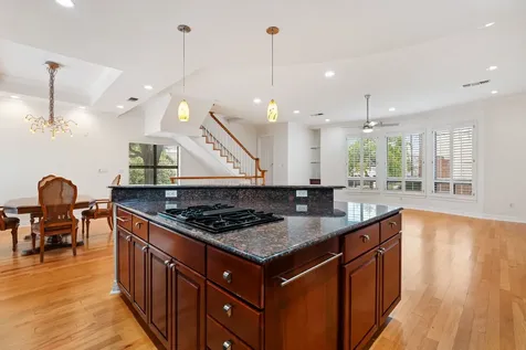 501 Detering Street Houston TX 77007