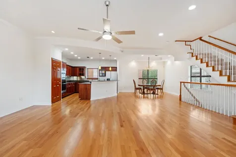 501 Detering Street Houston TX 77007