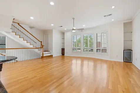 501 Detering Street Houston TX 77007