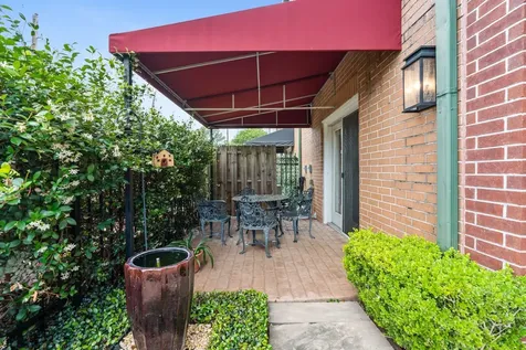 501 Detering Street Houston TX 77007