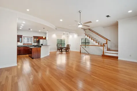 501 Detering Street Houston TX 77007
