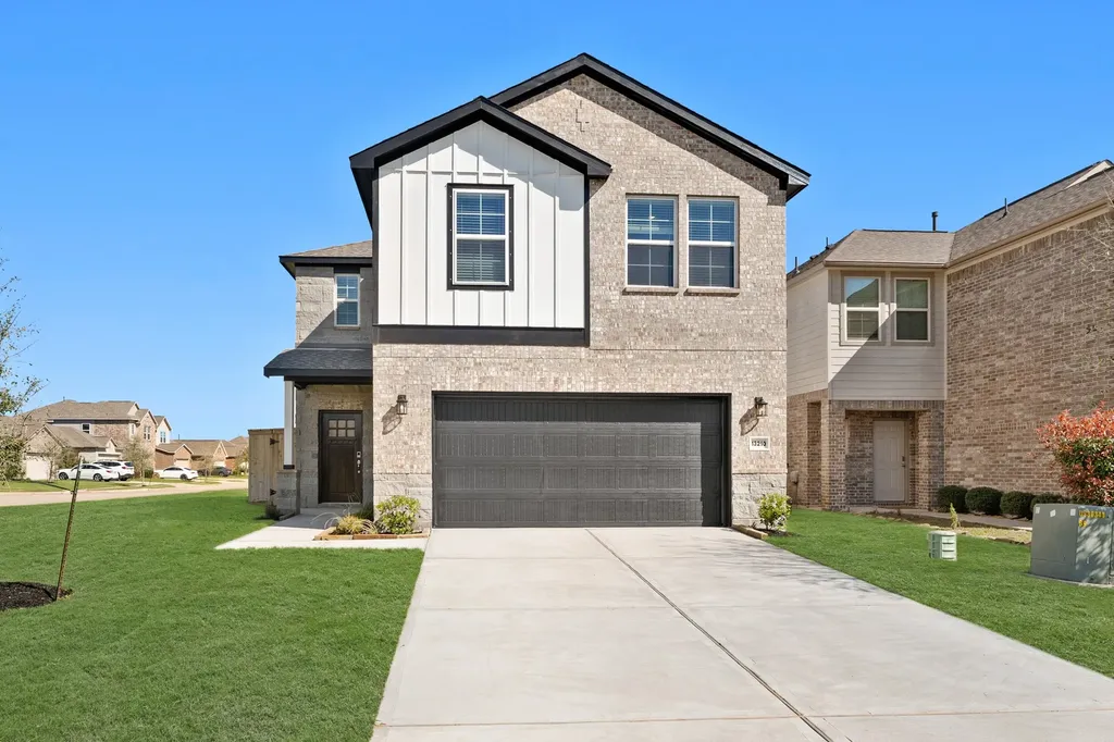 13210 Dancing Reed Drive Texas City TX 77568
