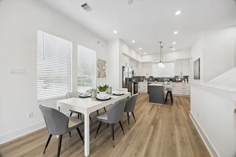 5622 Camino Encantado Drive Houston TX 77091