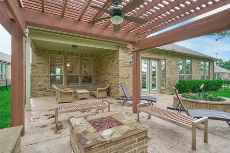 230 Connemara Drive The Woodlands TX 77382