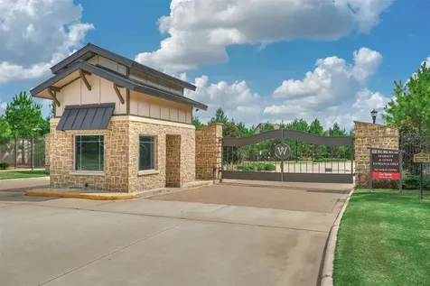 230 Connemara Drive The Woodlands TX 77382