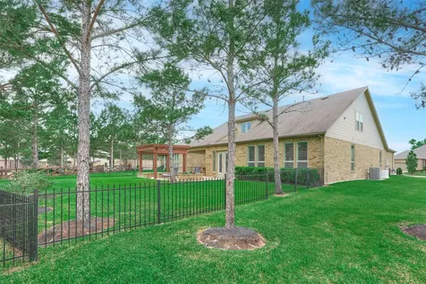 230 Connemara Drive The Woodlands TX 77382