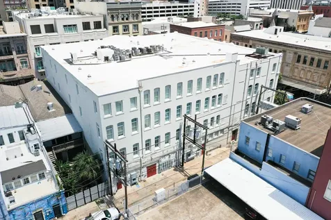 2207 Postoffice 417 Galveston TX 77550