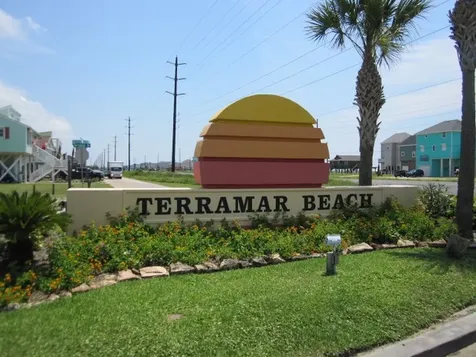 Lot 11 Verano Galveston TX 77554