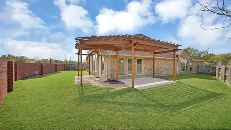 5903 Falling Briar Lane Sugar Land TX 77479
