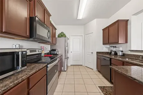 9811 Montana Sapphire Lane Rosharon TX 77583