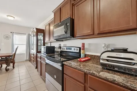 9811 Montana Sapphire Lane Rosharon TX 77583