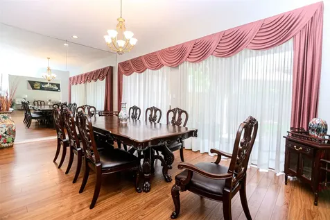 12007 Lakeway Court Houston TX 77071
