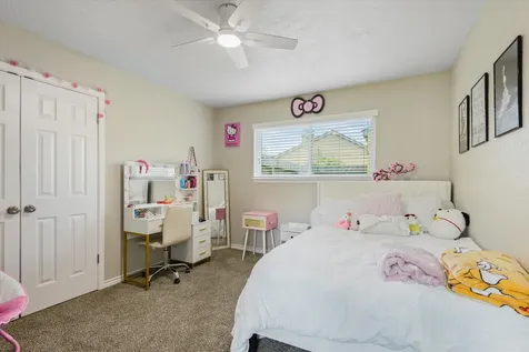 528 Belmont Drive Friendswood TX 77546