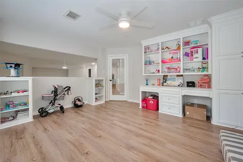 66 Marquise Oaks Place The Woodlands TX 77382