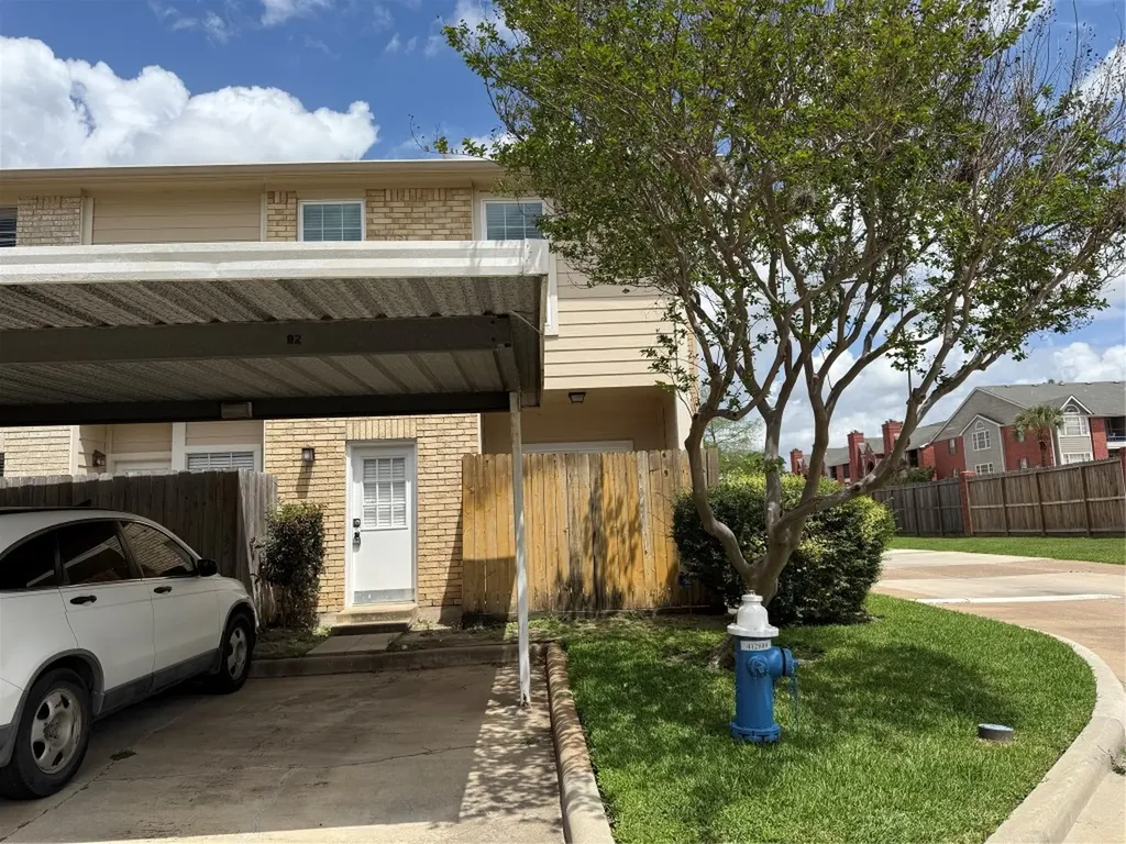 7575 Cambridge Street 2204 Houston TX 77054