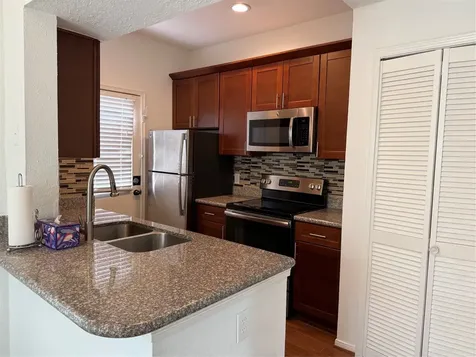 7575 Cambridge Street 2204 Houston TX 77054