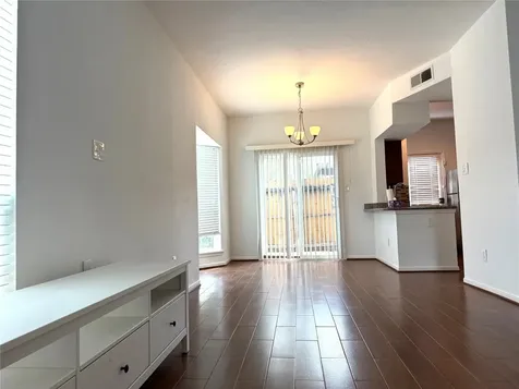 7575 Cambridge Street 2204 Houston TX 77054
