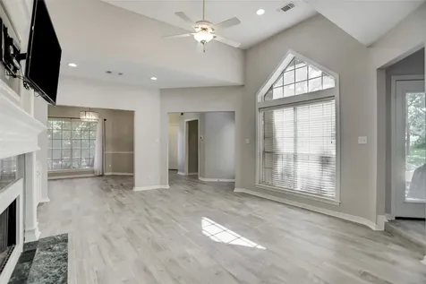 112 Harbour Town Drive Conroe TX 77356