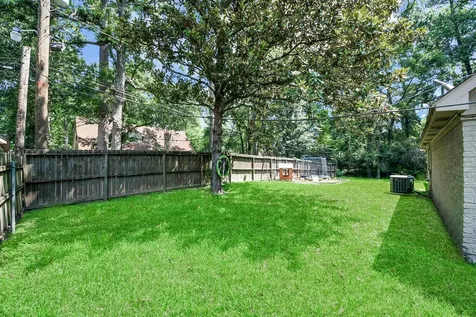 308 Wildwood Lane Conroe TX 77301