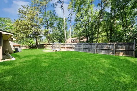 308 Wildwood Lane Conroe TX 77301