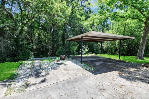 308 Wildwood Lane Conroe TX 77301