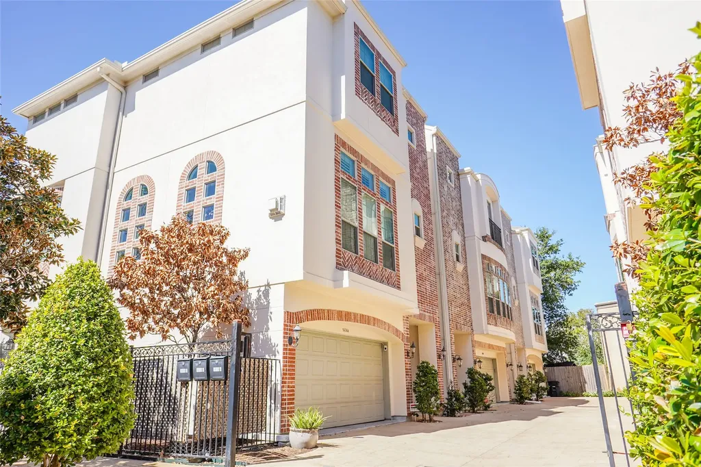 5636 Kiam Street A Houston TX 77007