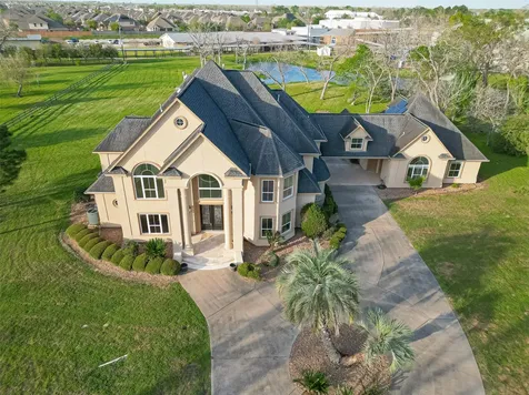 5003 Shiloh Lake Drive Richmond TX 77407