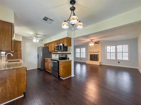 3119 Pilgrims Point Lane Pearland TX 77581