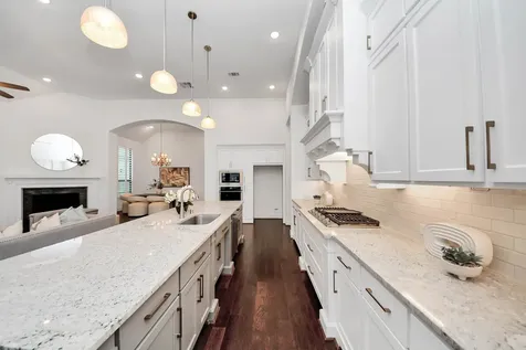 4310 Bakers Cove Manvel TX 77578