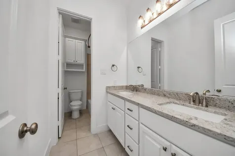 4310 Bakers Cove Manvel TX 77578
