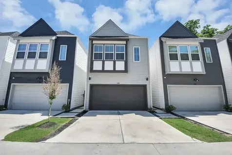 318 Neyland Street Houston TX 77022