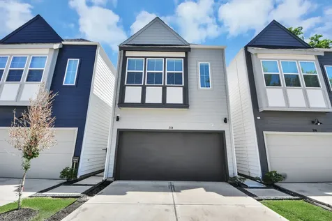 318 Neyland Street Houston TX 77022