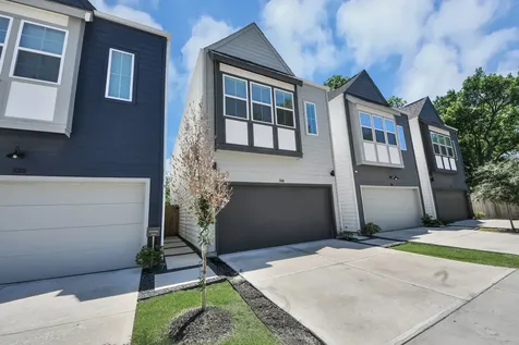 318 Neyland Street Houston TX 77022